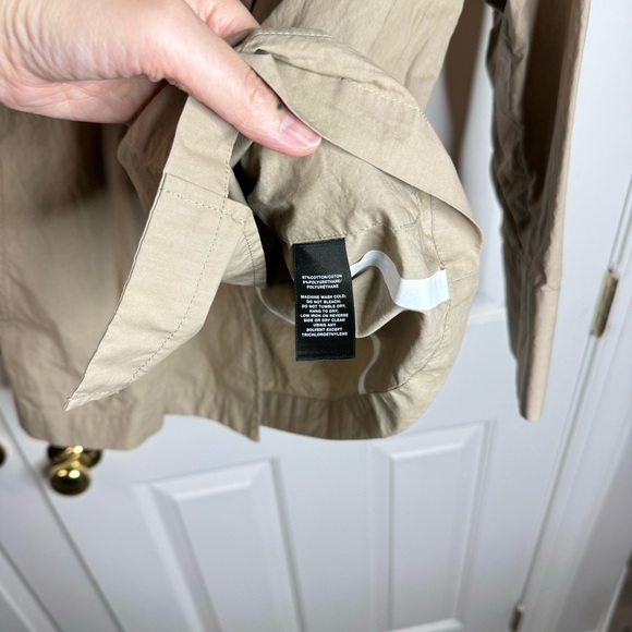 Lafayette 148 New York Buttoned Collared Blouse - Picture 5 of 9